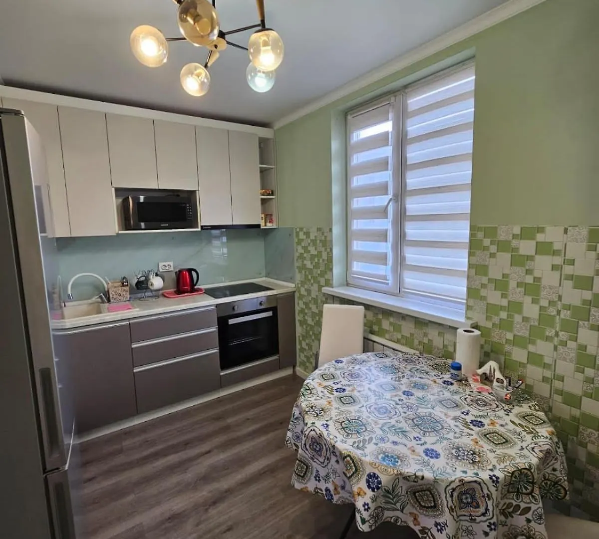 Apartment 1 Комнатная Квартира В Жк Алмалы,Район Алматы Арена